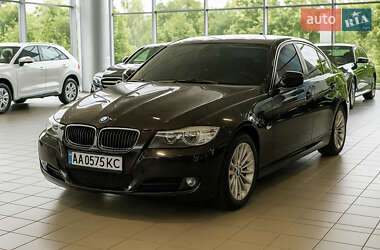 Седан BMW 3 Series 2010 в Киеве