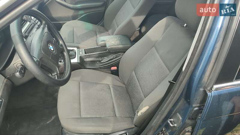Седан BMW 3 Series 2004 в Одесі