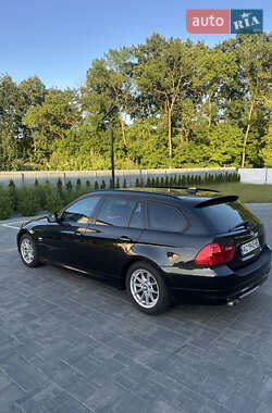 Универсал BMW 3 Series 2010 в 