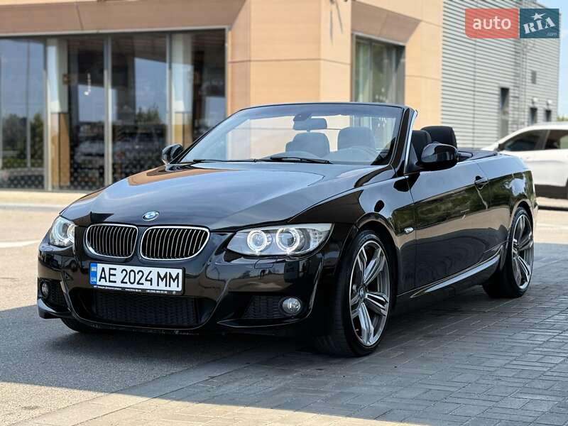 BMW 3 Series 2011