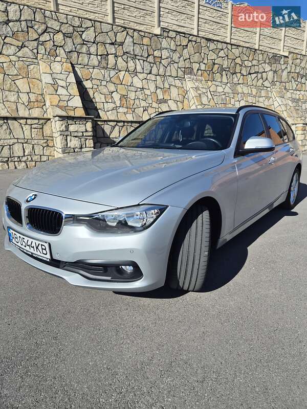 BMW 3 Series 2017