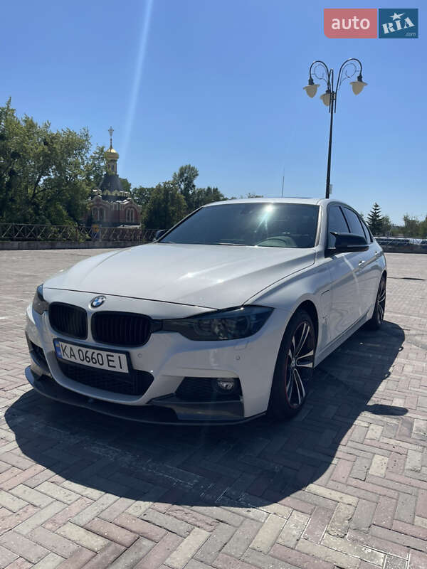 Седан BMW 3 Series 2017 в Харкові