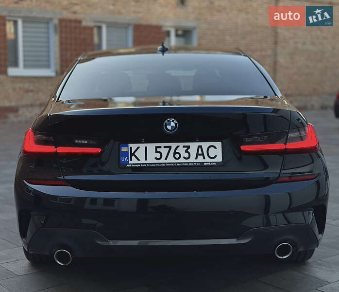 Седан BMW 3 Series 2022 в Білій Церкві