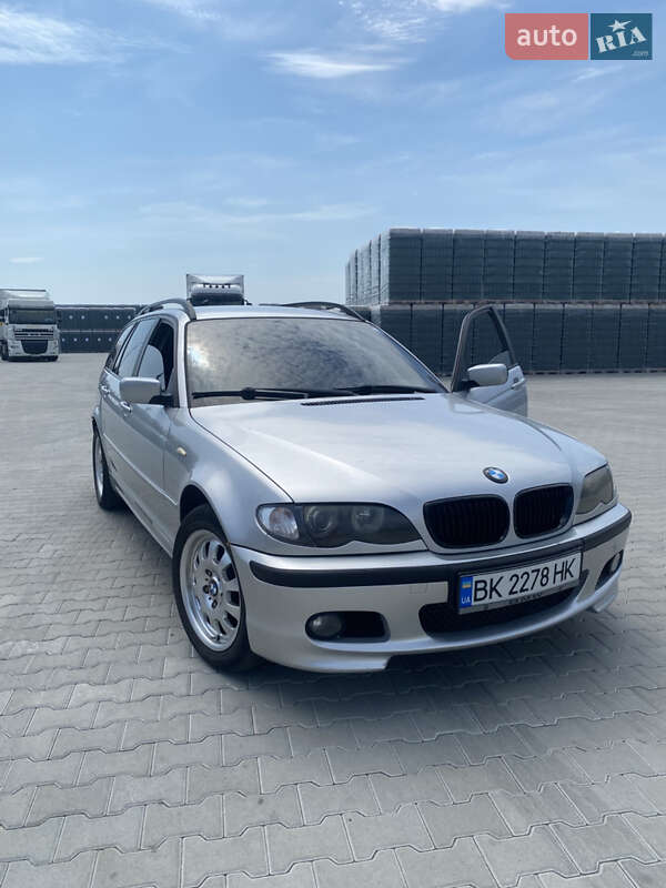 Універсал BMW 3 Series 2002 в Рокитному