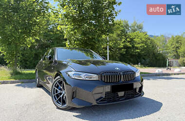 Седан BMW 3 Series 2022 в 