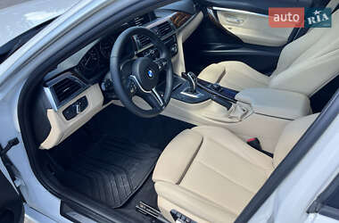 Седан BMW 3 Series 2017 в 
