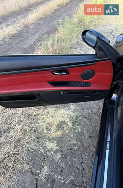 Кабриолет BMW 3 Series 2007 в 