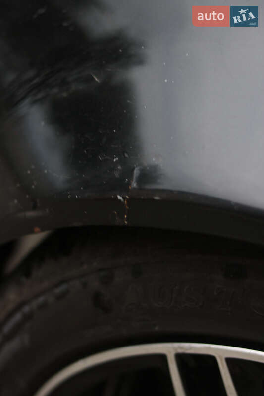 Седан BMW 3 Series 2004 в Корце фото 21 Седан BMW 3 Series 2004 в Корце