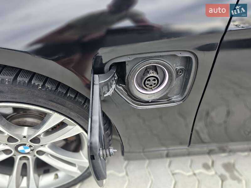 Седан BMW 3 Series 2016 в Хмельницькому