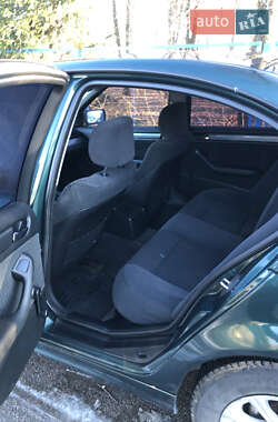 Седан BMW 3 Series 1998 в  фото 13 Седан BMW 3 Series 1998 в