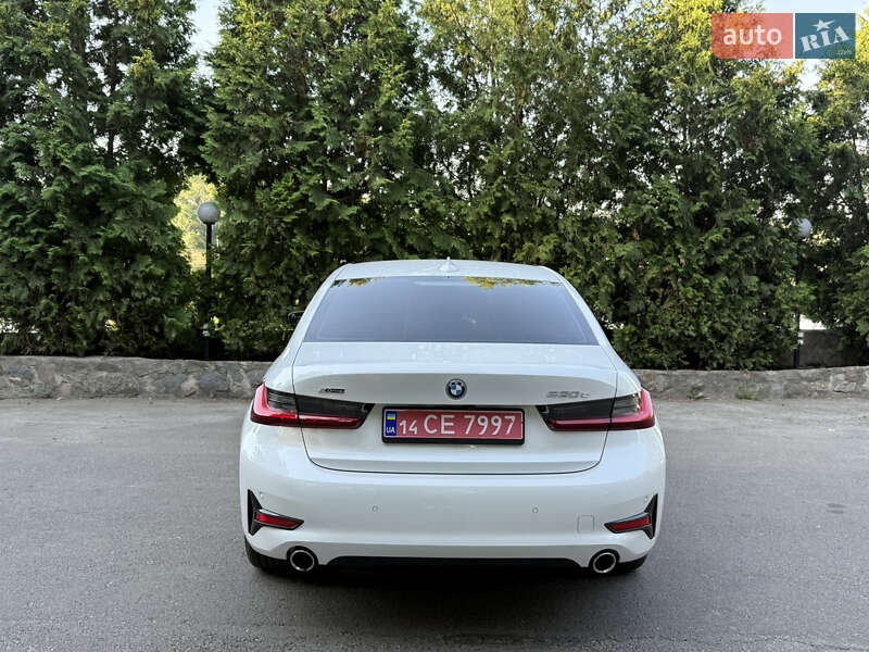 Седан BMW 3 Series 2021 в Кропивницькому