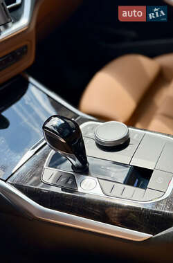 Седан BMW 3 Series 2021 в 