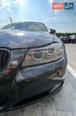Седан BMW 3 Series 2009 в 