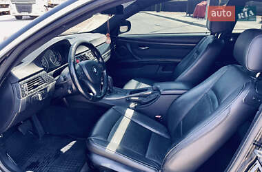 Купе BMW 3 Series 2010 в 