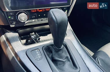 Купе BMW 3 Series 2010 в 