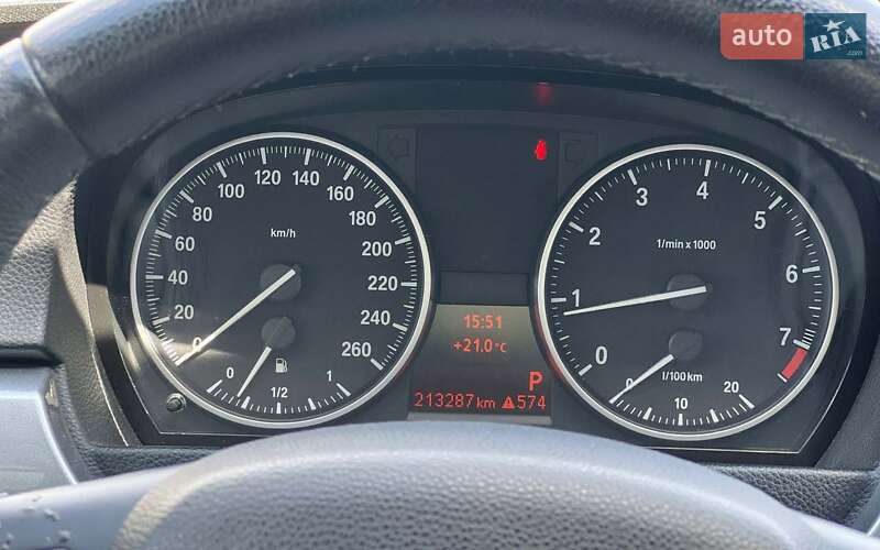 Седан BMW 3 Series 2009 в Ивано-Франковске