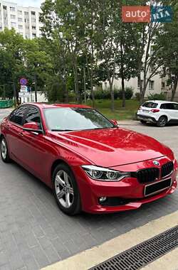 Седан BMW 3 Series 2013 в Чернигове