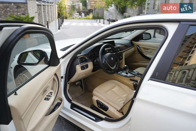 Седан BMW 3 Series 2015 в Білій Церкві