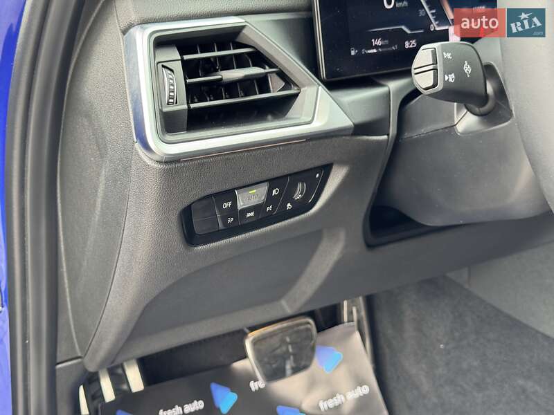 Седан BMW 3 Series 2023 в Рівному