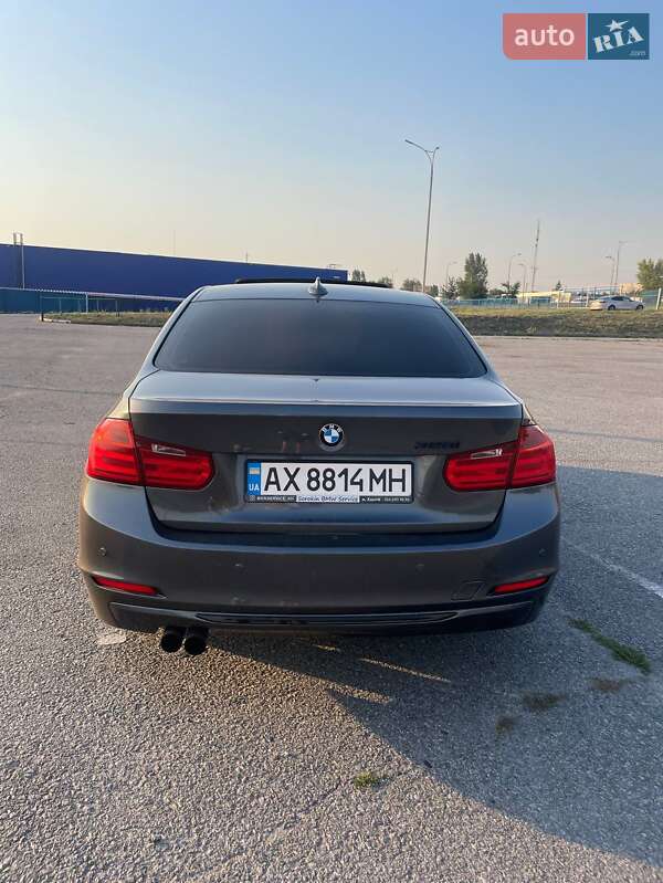 Седан BMW 3 Series 2012 в Безлюдівці
