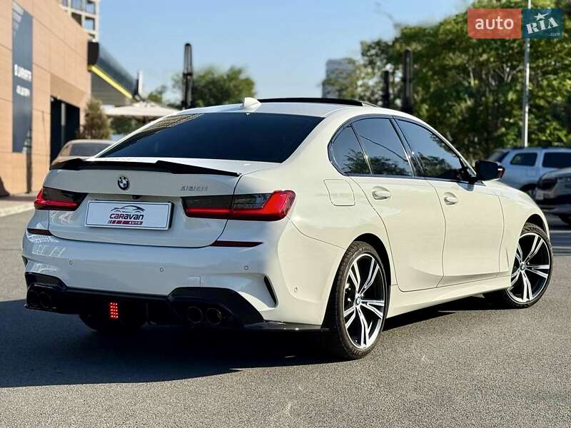 Седан BMW 3 Series 2019 в Дніпрі