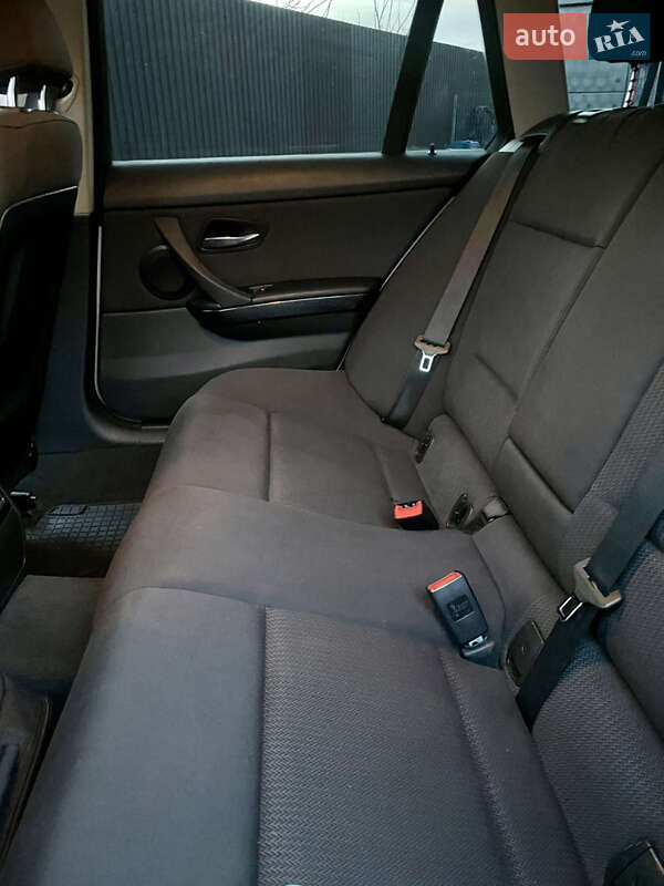 Универсал BMW 3 Series 2008 в Луцке фото 19 Универсал BMW 3 Series 2008 в Луцке