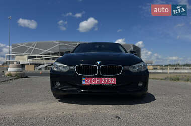 Седан BMW 3 Series 2014 в Львове