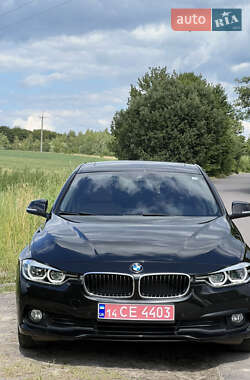 Седан BMW 3 Series 2015 в Львове