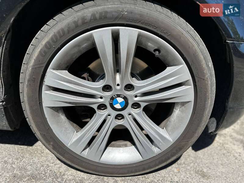 Универсал BMW 3 Series 2003 в Киеве фото 39 Универсал BMW 3 Series 2003 в Киеве