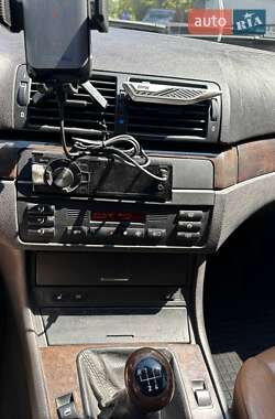 Універсал BMW 3 Series 2003 в  фото 32 Універсал BMW 3 Series 2003 в