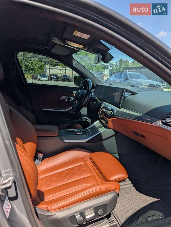 Седан BMW 3 Series 2023 в Львове