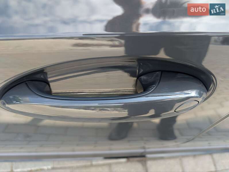 Седан BMW 3 Series 2023 в Львове