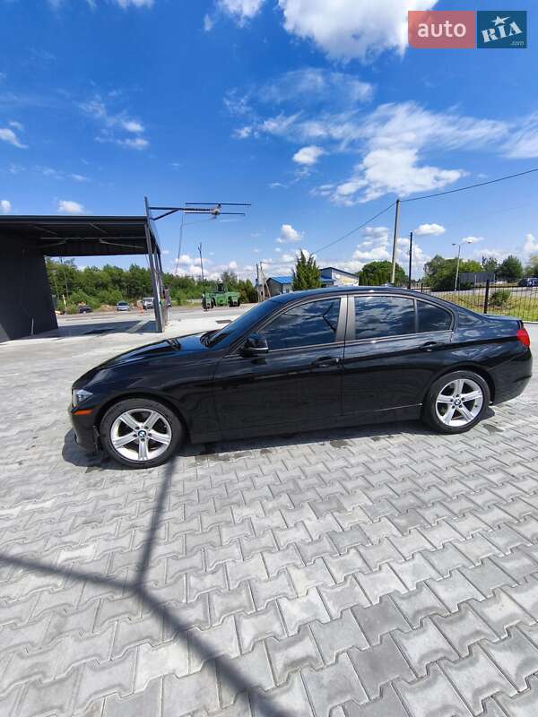 Седан BMW 3 Series 2013 в Шацьку