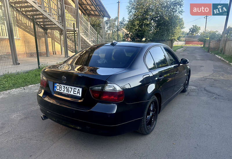 Седан BMW 3 Series 2005 в Прилуках