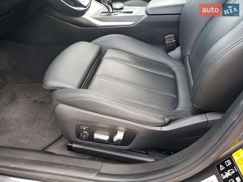 Седан BMW 3 Series 2019 в Коломиї