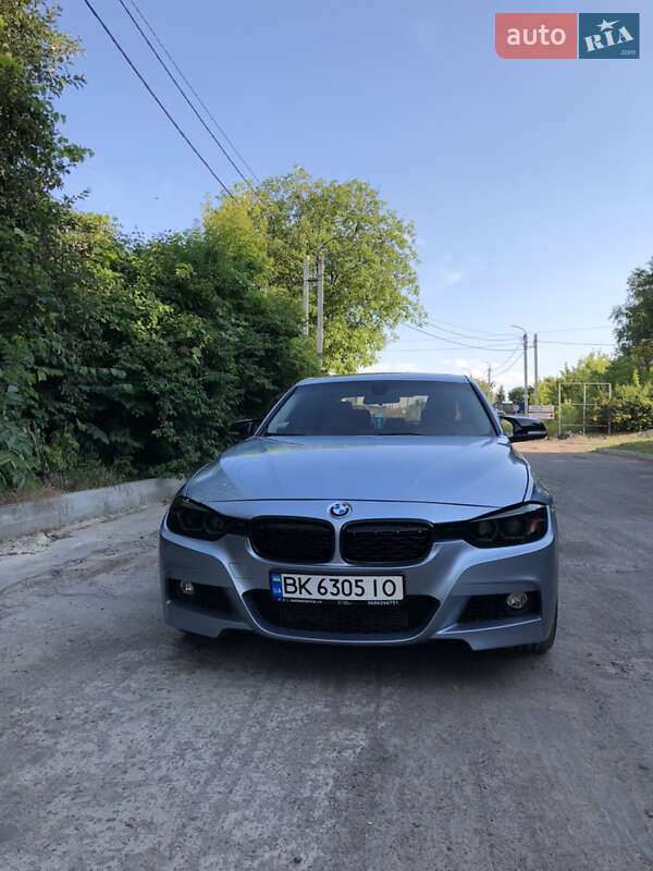 Седан BMW 3 Series 2014 в Ровно фото 14 Седан BMW 3 Series 2014 в Ровно