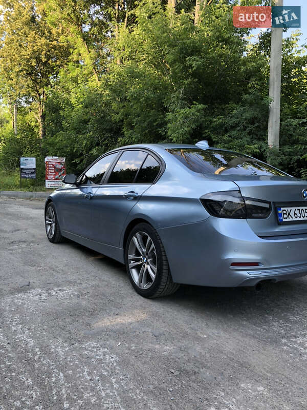 Седан BMW 3 Series 2014 в Ровно фото 22 Седан BMW 3 Series 2014 в Ровно