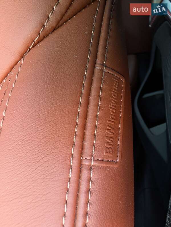 Седан BMW 3 Series 2023 в Львове