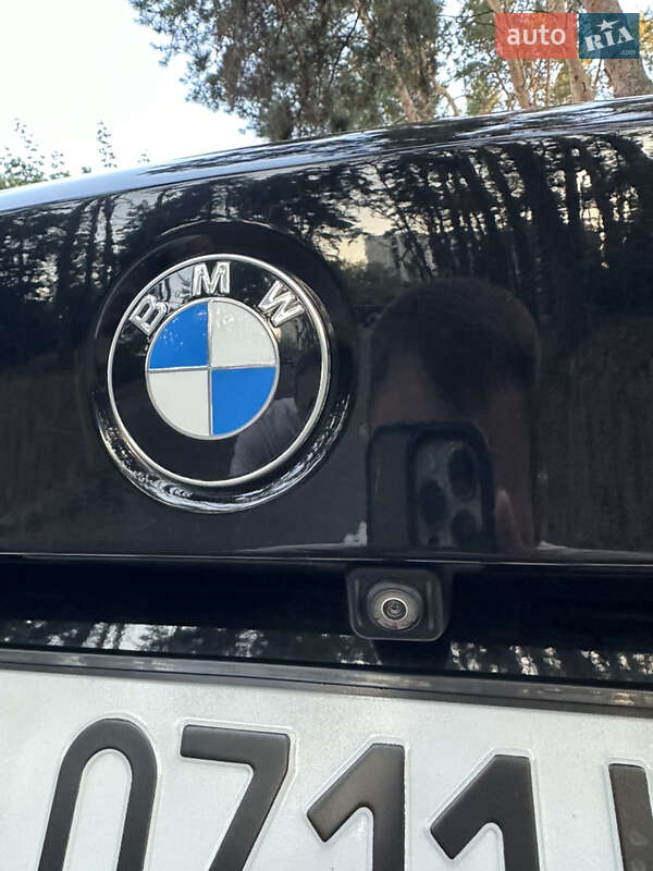 Седан BMW 3 Series 2019 в Черкасах