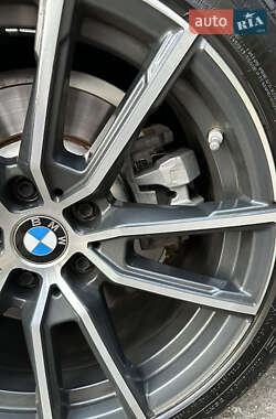 Седан BMW 3 Series 2019 в 