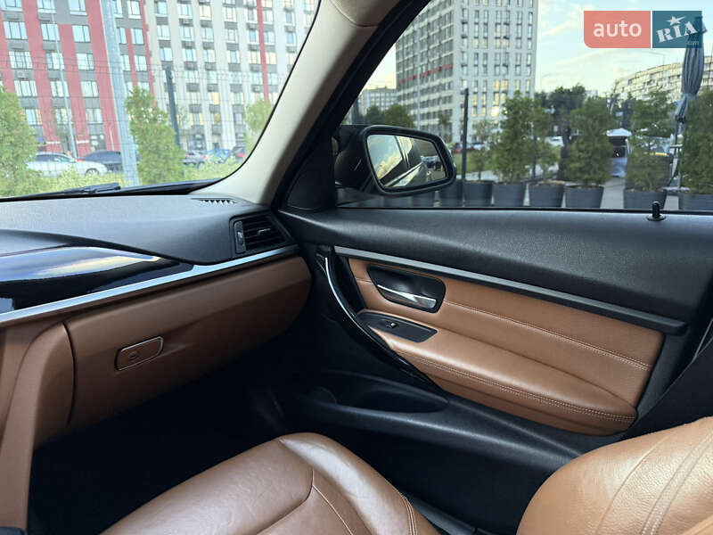 Седан BMW 3 Series 2013 в Києві