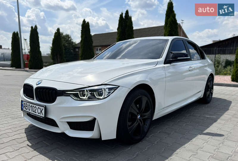 Седан BMW 3 Series 2016 в Вінниці