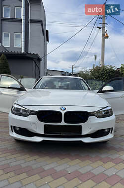 Седан BMW 3 Series 2013 в Лубнах