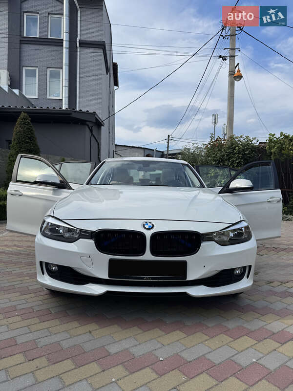 BMW 3 Series 2013