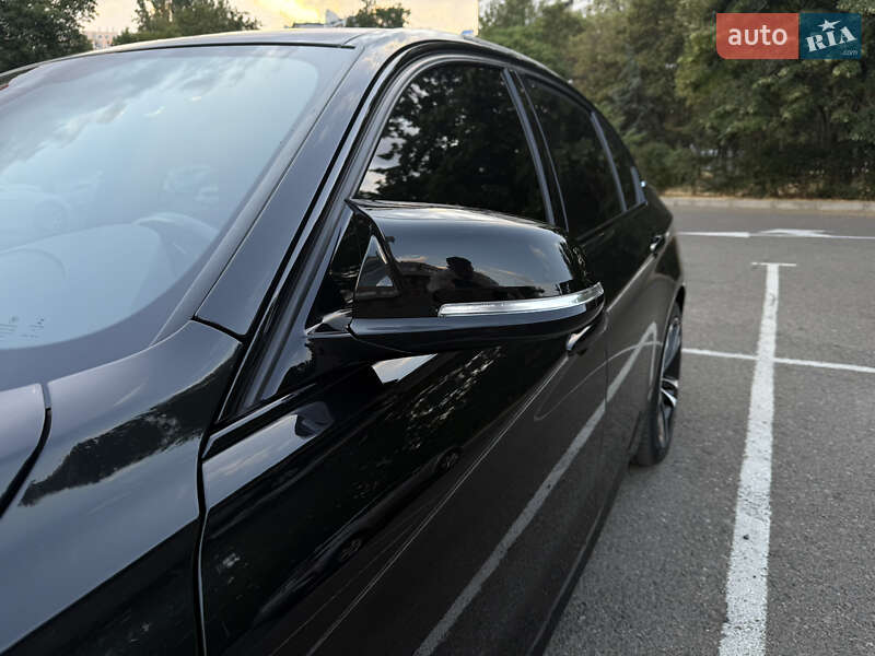 Седан BMW 3 Series 2016 в Одессе
