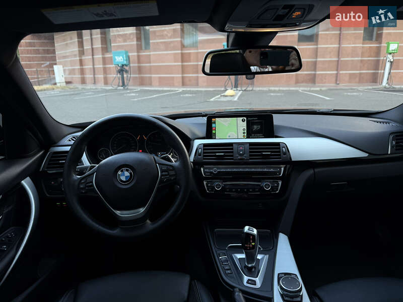 Седан BMW 3 Series 2016 в Одессе