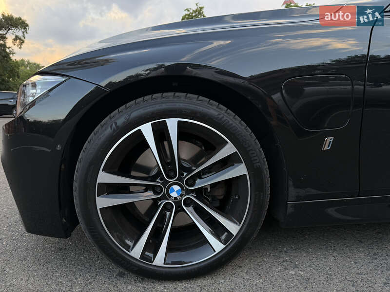 Седан BMW 3 Series 2016 в Одессе