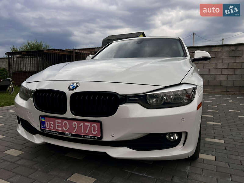 Седан BMW 3 Series 2015 в Житомире