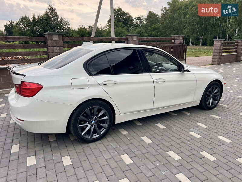 Седан BMW 3 Series 2015 в Житомире