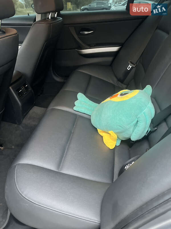 Седан BMW 3 Series 2010 в Одессе фото 16 Седан BMW 3 Series 2010 в Одессе